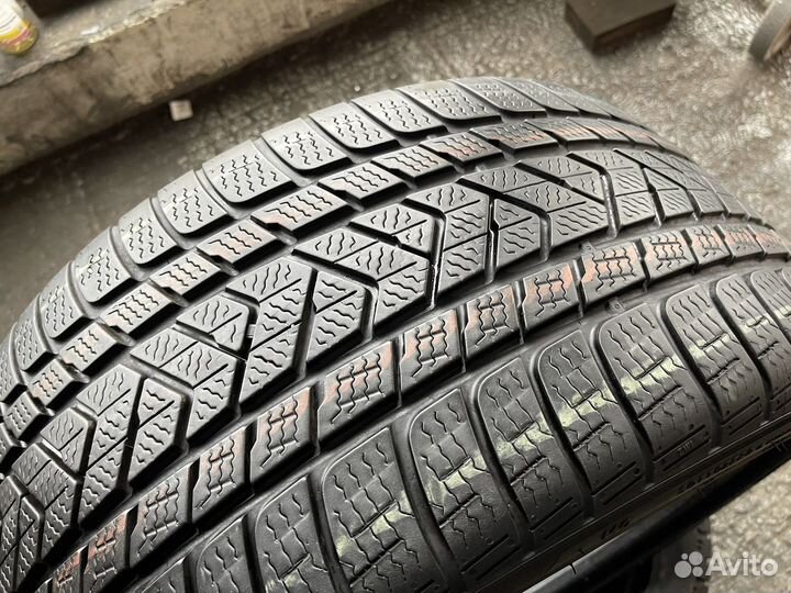 Pirelli Winter Sottozero 3 255/40 R20 и 285/35 R20 V