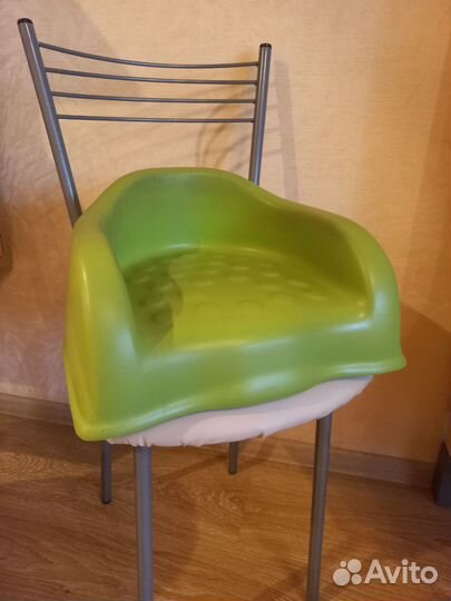 Сиденье-бустер BabySmart Buster