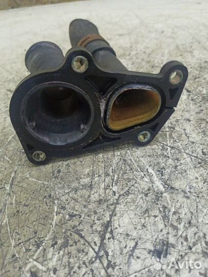 Корпус термостата Ford Fiesta fxjb 2005