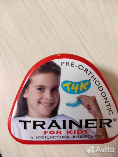 Продам трейнер Т4К красный детский (жёсткий)