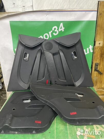 Обшивки двери Chery Very a13