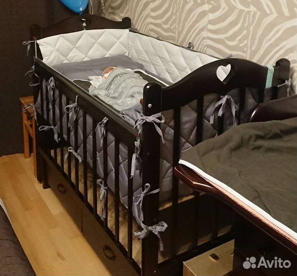 Бортик для детской кроватки