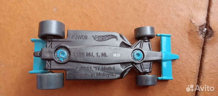 Машинки hot wheels