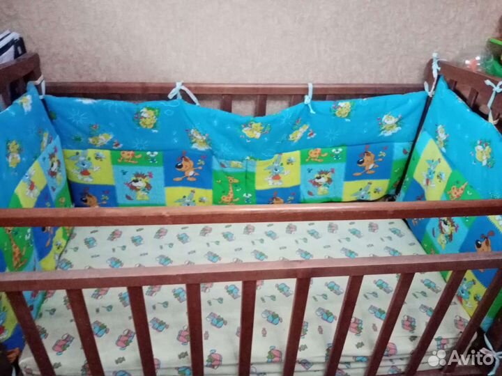 Бортики в кроватку