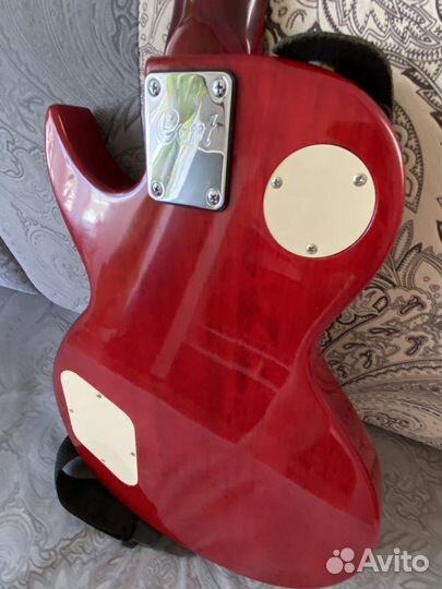 Электрогитара Cort CR100