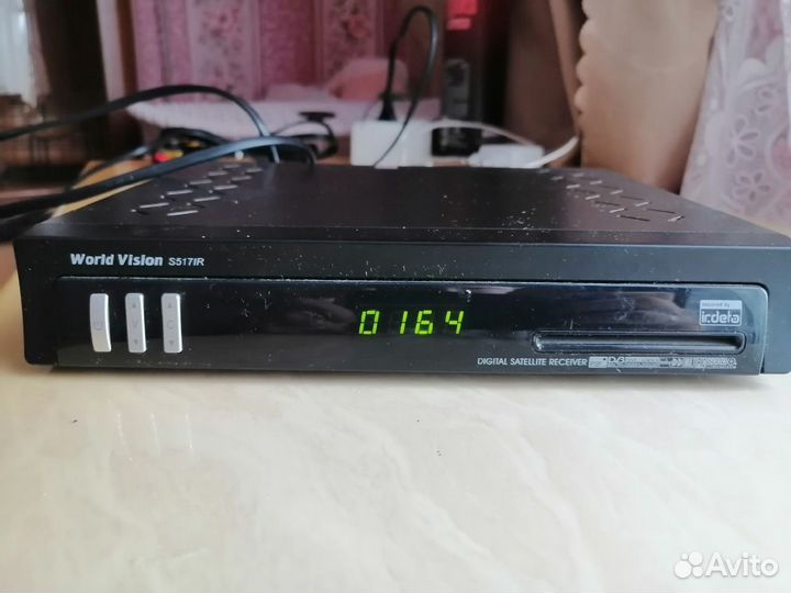 Спутниковый ресивер World Vision S517IR