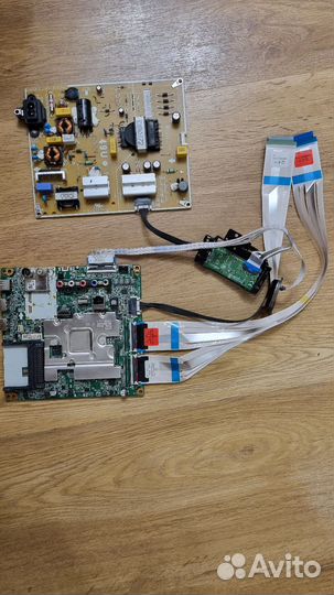 Материнская плата LG 49UM7090PLA с блоком питания