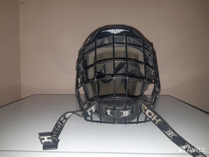 Шлем хоккейный