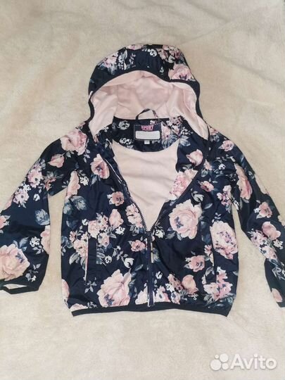 Ветровка для девочки
