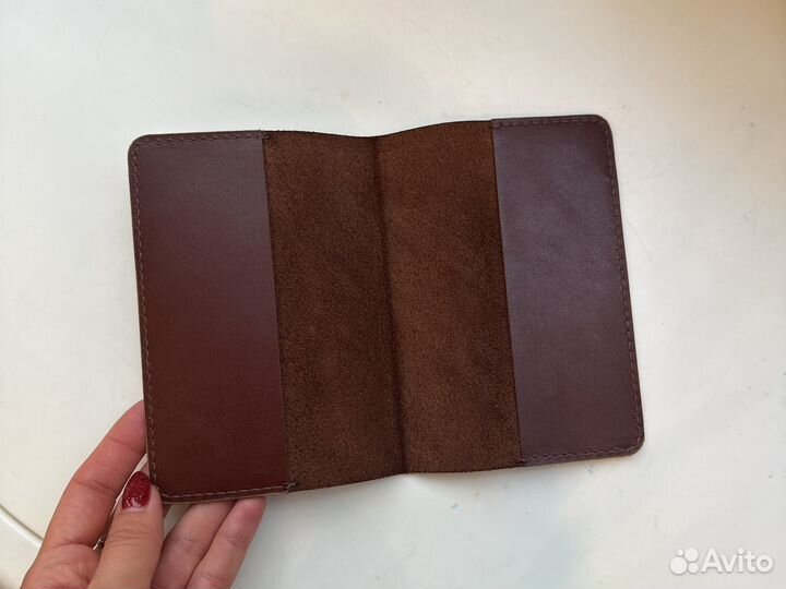 Обложка на паспорт кожа лев