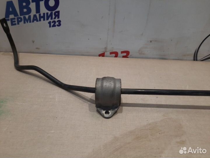 Стабилизатор задний Bmw 120 E87 N46B20B 2007