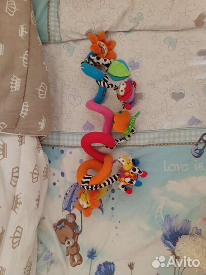 Подвеска на коляску, кроватку