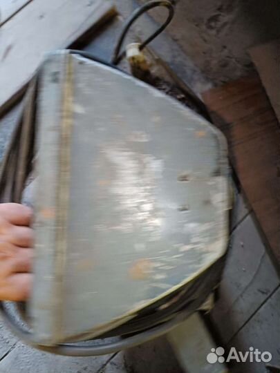 Фонарь прожектор