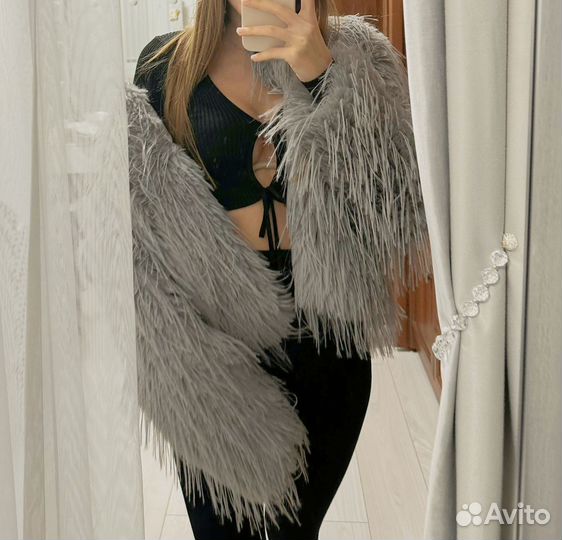 Шуба искусственного страуса