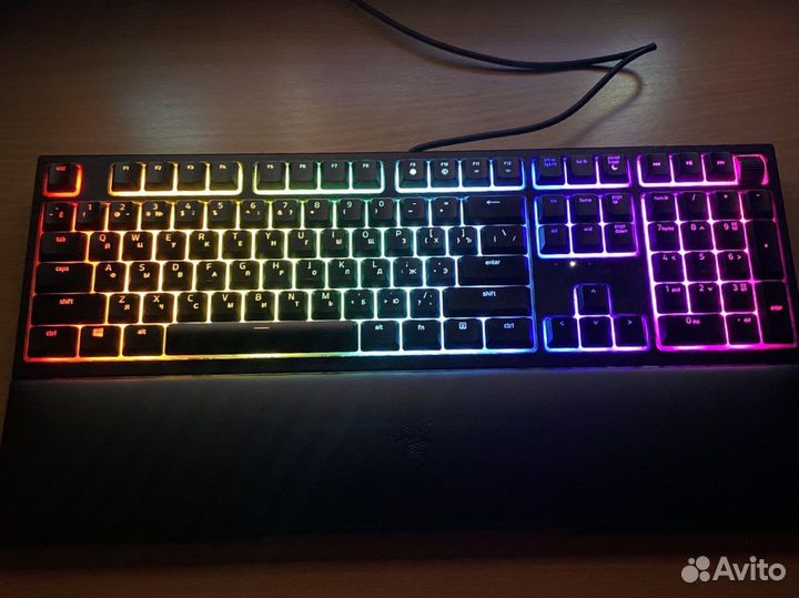 Игровая клавиатура Razer Ornata V2
