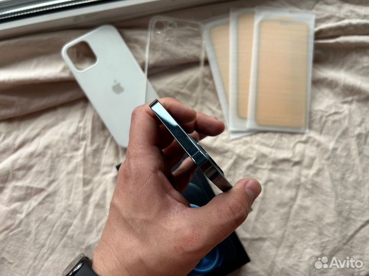 iPhone 12 Pro, 256 ГБ