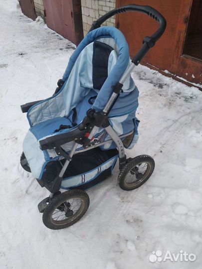Прогулочная коляска
