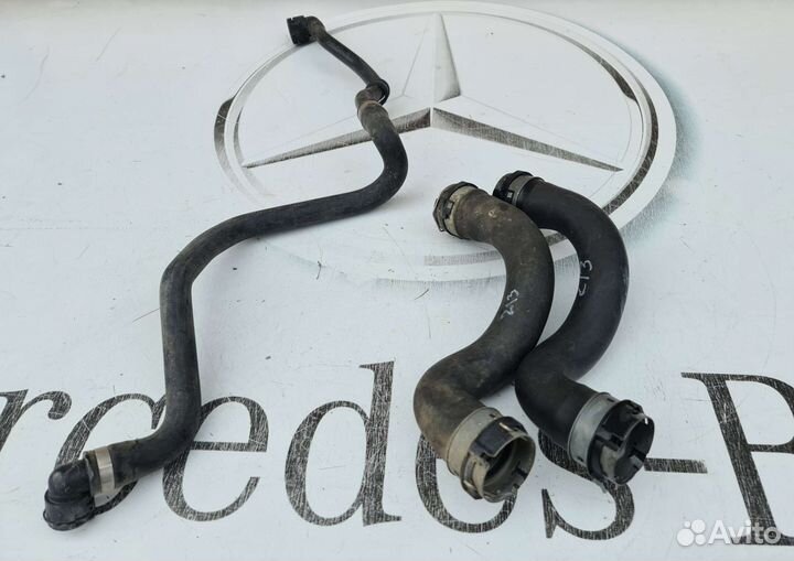 Патрубок охлаждающей жидкости Mercedes W213