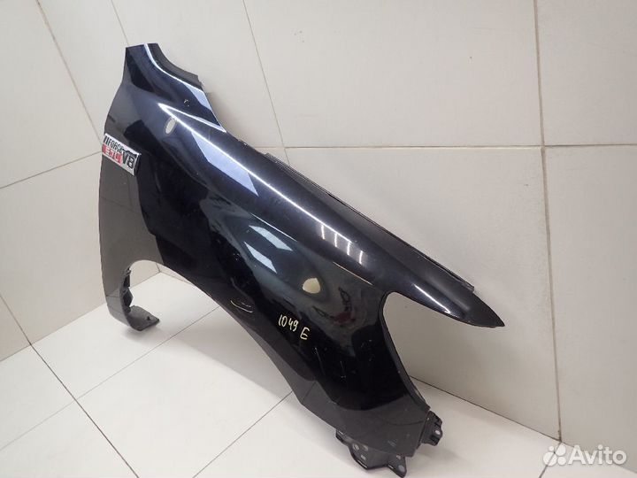 Крыло переднее правое Toyota Tundra 2 2007-2013