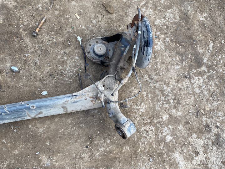 Задняя балка на Hyundai solaris 1