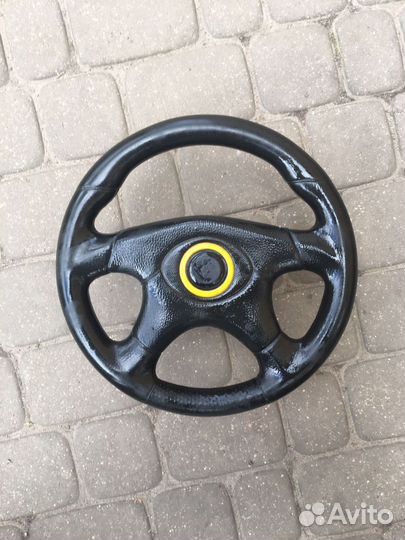 Спортивный руль