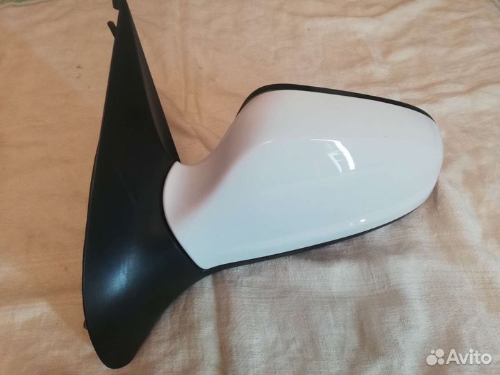 Левое зеркало заднего вида Opel астра h