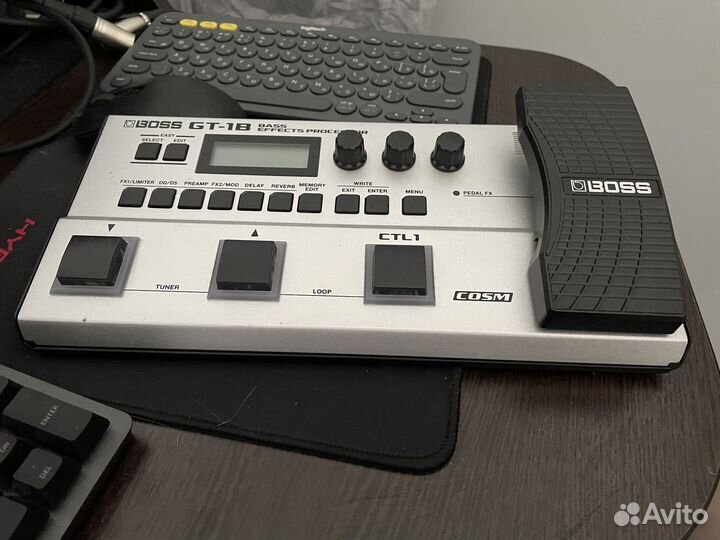 Процессор для басс гитары boss GT - 1B