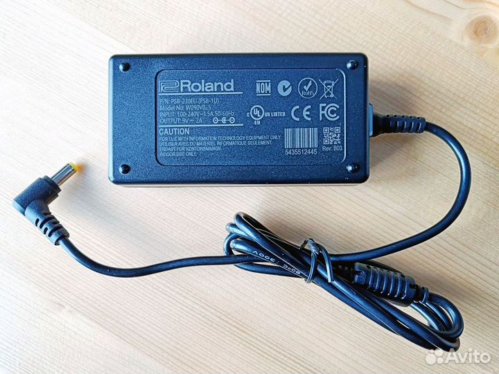 Блок питания для синтезатора, микшера Roland, Boss
