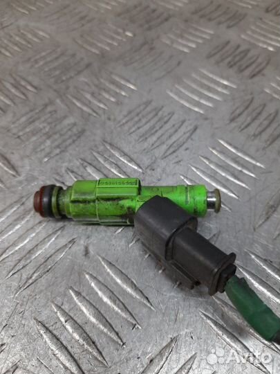 Форсунка Chrysler Voyager минивэн 3.3 EGA 2003