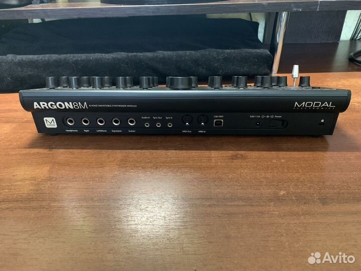 Синтезатор Modal Electronics Argon 8m