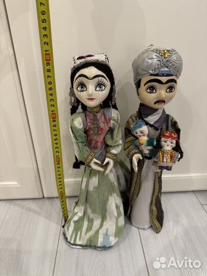 Куклы мужчина, женщина и два ребенка (восточные)