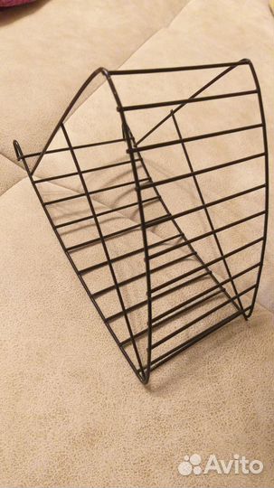 Продаю кормушку (сенницу)