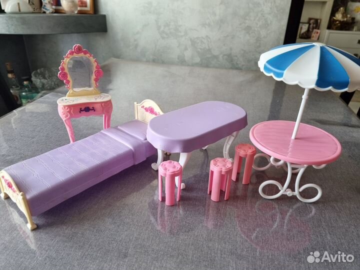 Мебель для кукольного домика Барби