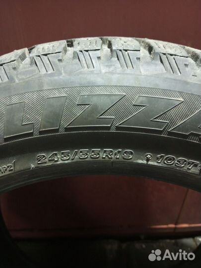 Bridgestone Blizzak VRX 24.5/55 R19