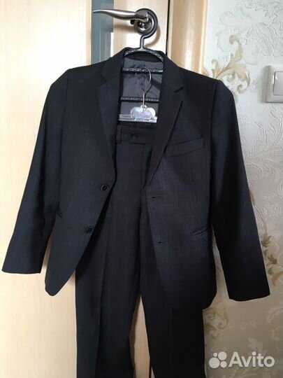 Костюм школьный