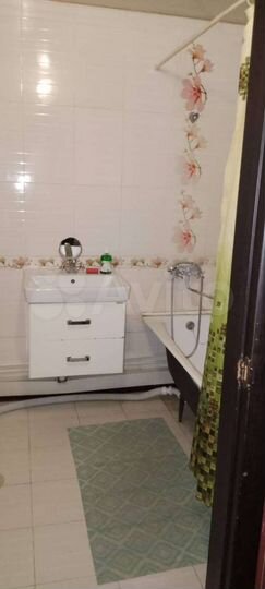 2-к. квартира, 43 м², 8/17 эт.