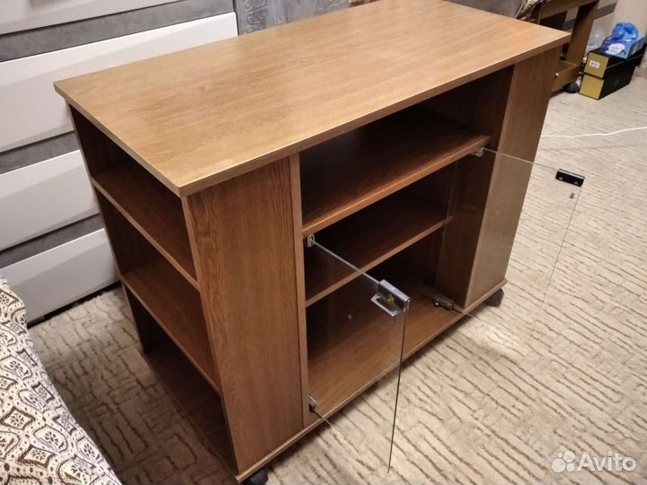 Тумба под телевизор