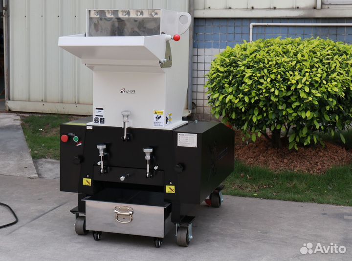 Дробилка для пластика (пластмасс) 7,5 кВт