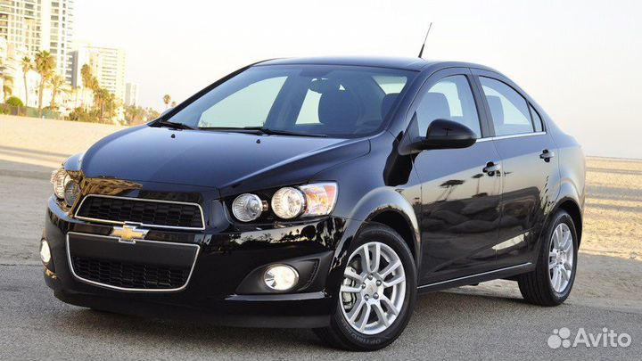 Chevrolet Aveo t300 черный седан разбор