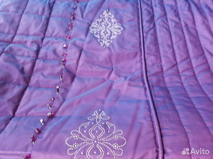 Покрывало на кровать б/у