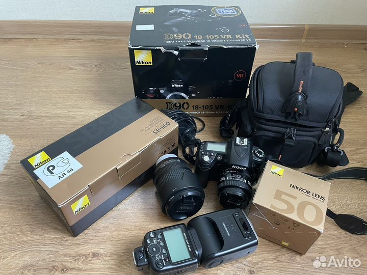 Nikon d90+18-105, Nikkor 50mm, Nikon Sb-900