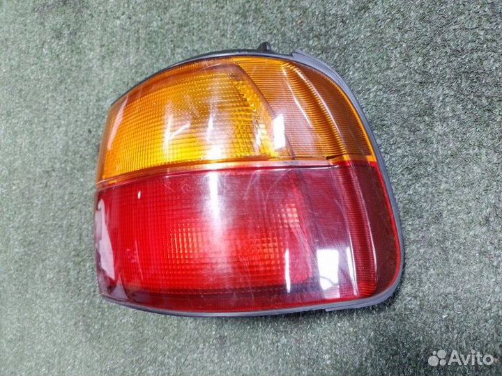 Стоп-сигнал задний правый Mitsubishi Delica PE8W