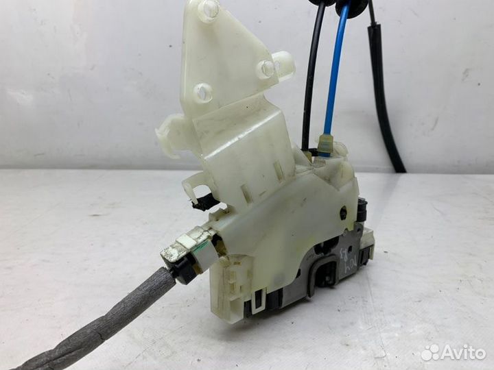 Замок двери задний правый Mercedes-Benz E W212 5.5