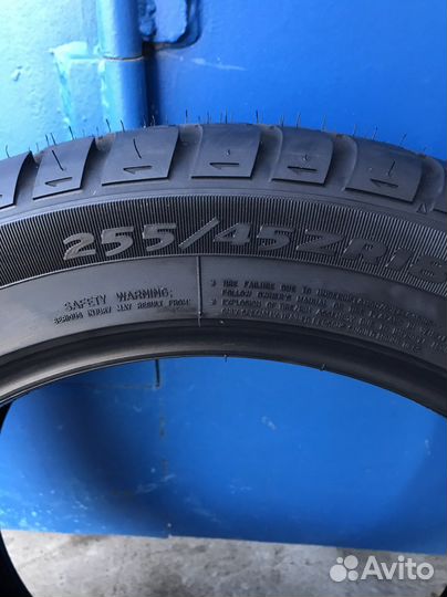 Fulda Carat Extremo 255/45 R18
