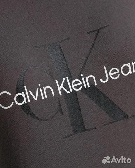 Футболка Calvin Klein новая оригинал S