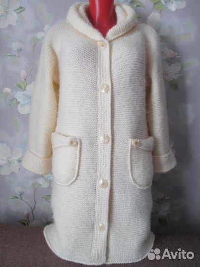 Пальто женское вязаное