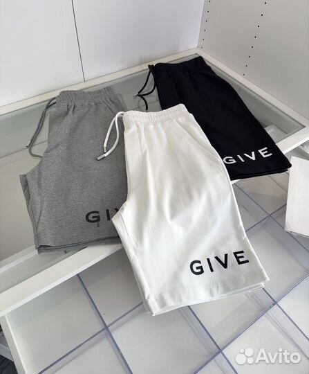Шорты Givenchy