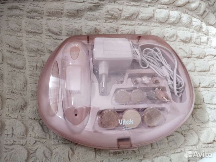 Маникюрный набор для ногтей vitek