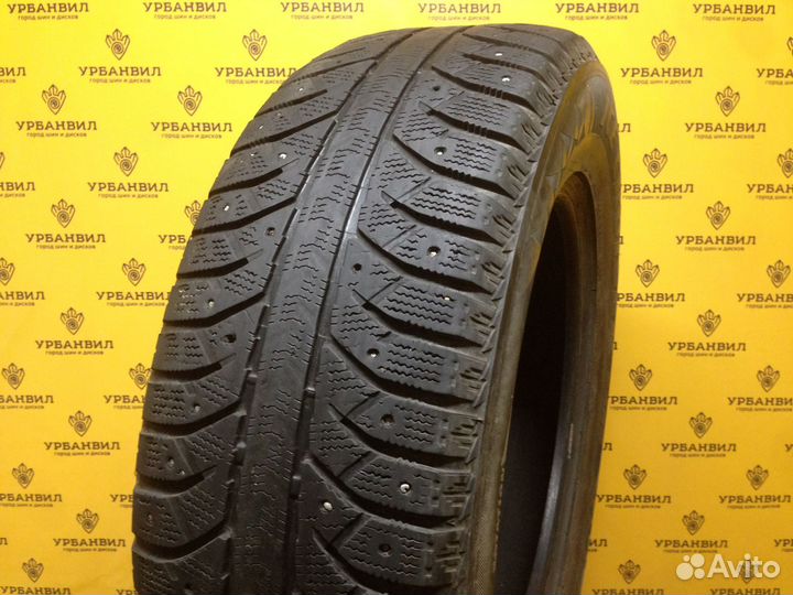 Bridgestone Ice Cruiser 7000 235/65 R17