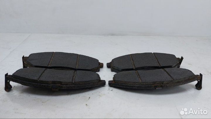 Тормозные колодки переднее Infiniti G35 V36 3.5